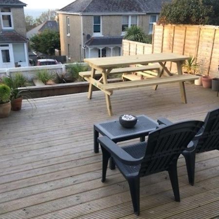 Sea Views With Large Deck One Bedroom Very Close To Beach And Town Newquay  Ngoại thất bức ảnh